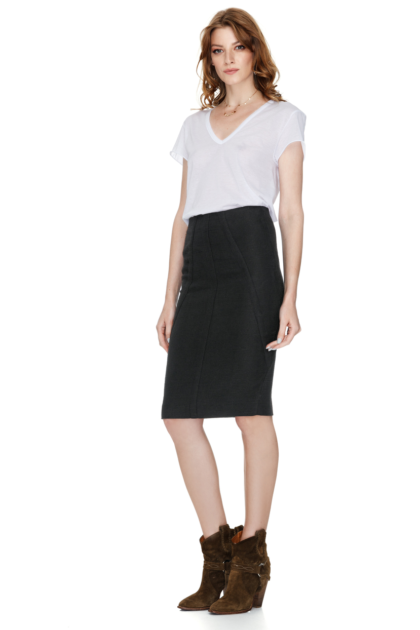 black and white pencil skirt